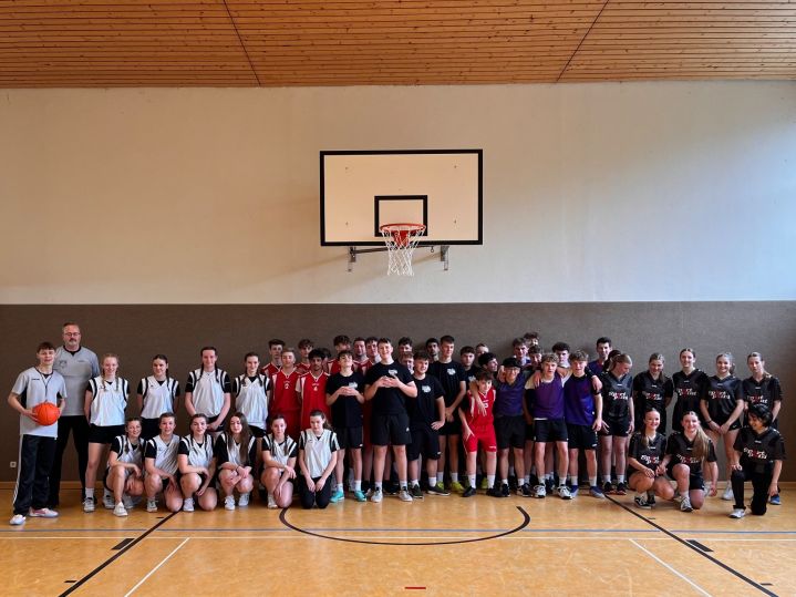 Basketball-Freundschaftsturnier der Briloner Schulen